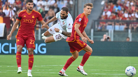 Houssem Aouar lors du match entre la Roma et Salernitana