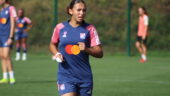 Maéline Mendy à l'entraînement de l'OL