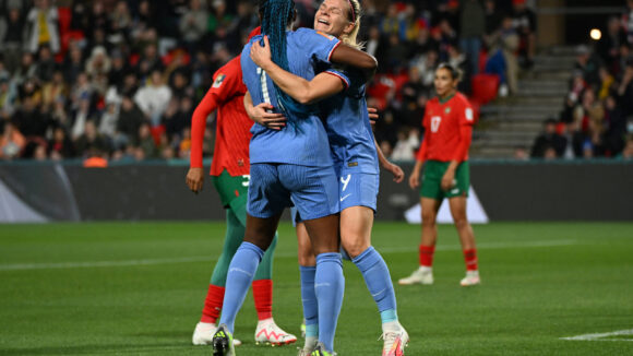 Kadidiatou Diani et Eugénie Le Sommer avec la France lors de la Coupe du monde 2023
