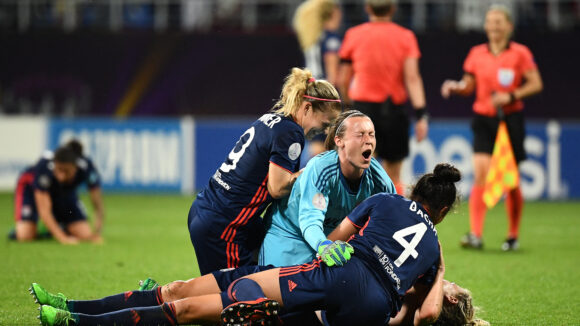 Romane Bruneau vainqueure de la Ligue des champions en 2018 avec l'OL