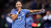 Selma Bacha buteuse avec les Bleues contre le Portugal
