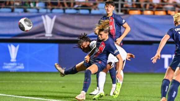 Melchie Dumornay buteuse du Trophée des championnes OL - PSG