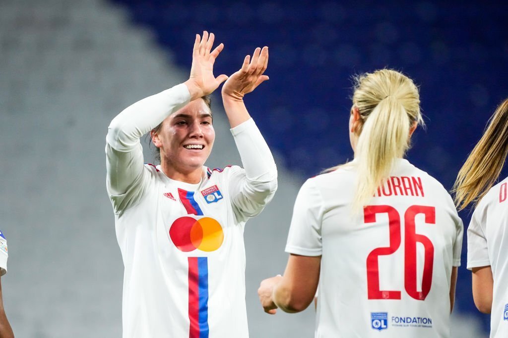 Vanessa Gilles et Lindsey Horan avec l'OL