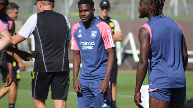 Ernest Nuamah à l'entraînement de l'OL