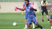 Ernest Nuamah à l'entraînement de l'OL