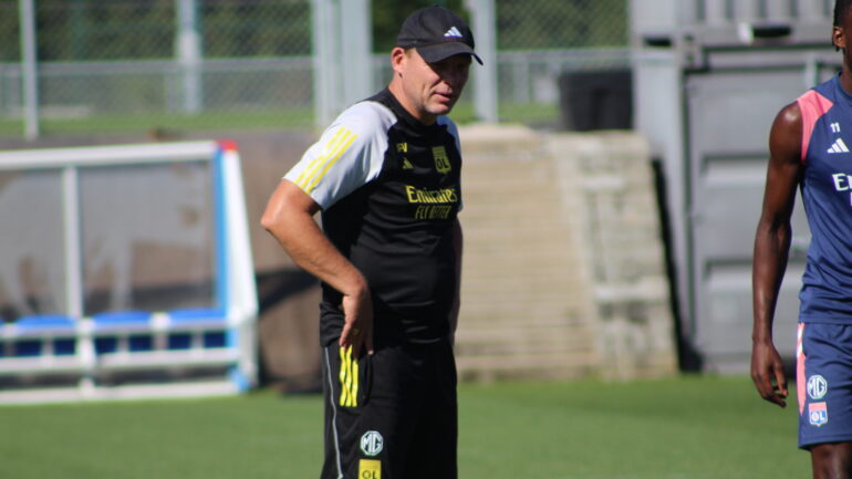 Jean-François Vulliez à l'entraînement de l'OL