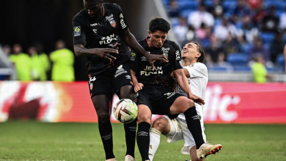 Maxence Caqueret lors d'OL - Lorient