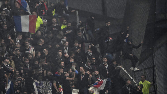 Les supporters lyonnais lors d'OM - OL