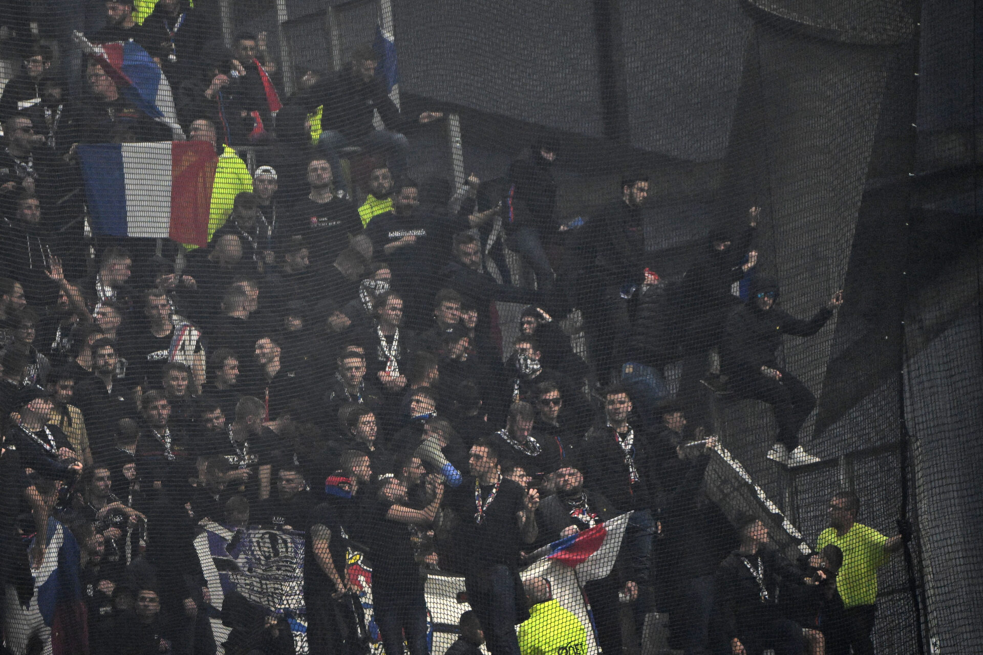 Les supporters lyonnais lors d'OM - OL