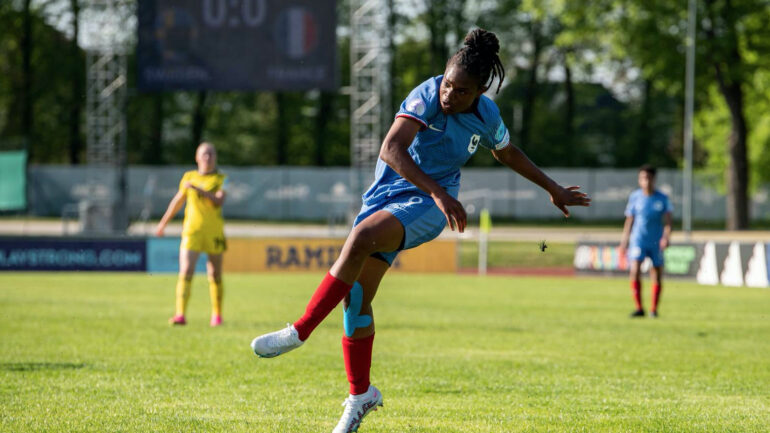 Liana Joseph avec l'équipe de France