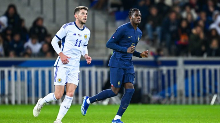 Castello Lukeba, ancien défenseur de l'OL avec les Bleus