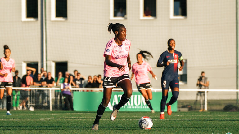 Les joueuses de Saint-Etienne lors d'ASSE - PSG