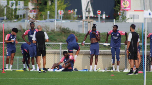 Les joueurs de l'OL après l'entraînement du 3 octobre 2023