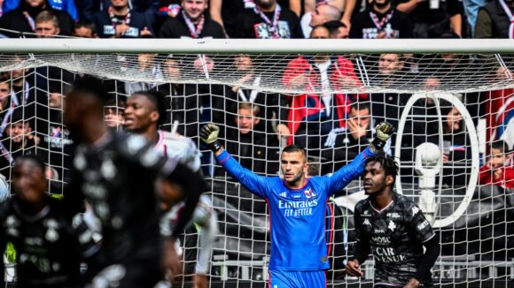 Anthony Lopes lors d'OL - Metz