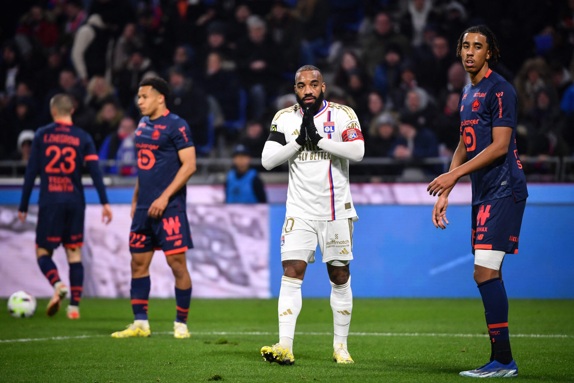 Alexandre Lacazette lors d'OL - Lille