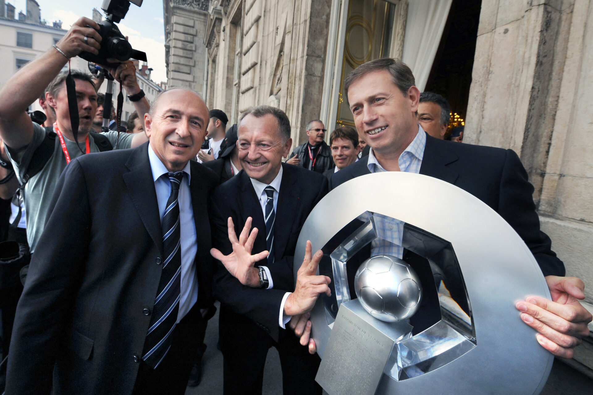 L'OL salue la mémoire de Gérard Collomb, ancien maire de Lyon