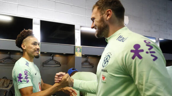 Adryelson et Lucas Perri en équipe du Brésil.