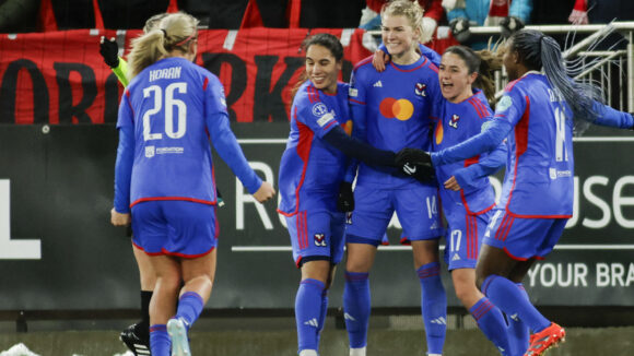 La joie des joueuses de l'OL après le but d'Ada Hegerberg contre Brann