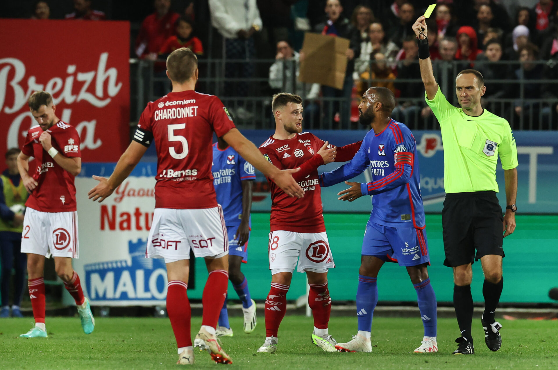 Thomas Rennes OL - Rennes : Thomas Léonard au sifflet