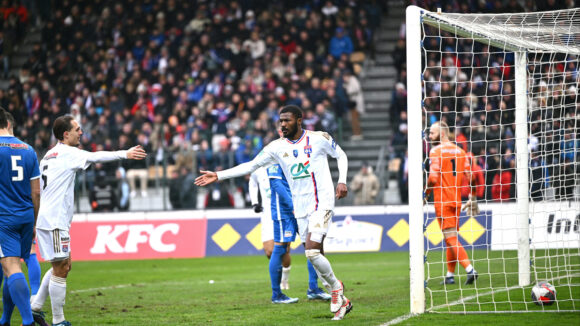 Ainsley Maitland-Niles, buteur pour l'OL contre Pontarlier