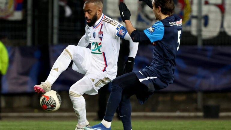 Alexandre Lacazette lors de Bergerac - OL