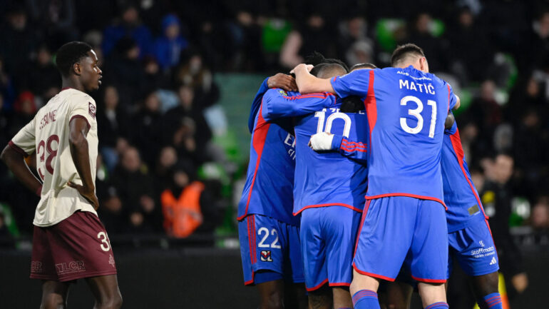 Les joueurs de l'OL lors du succès à Metz