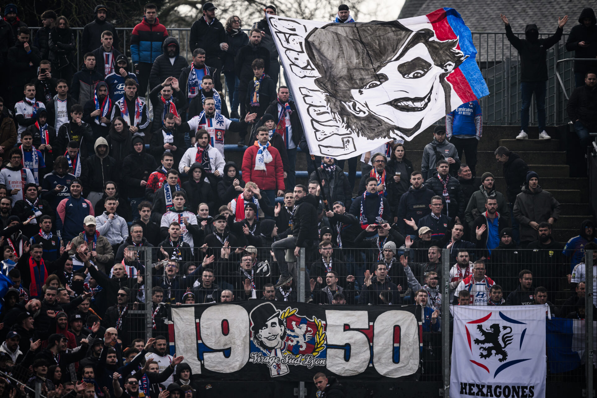 Porte-clés Supporter Olympique Lyonnais – Métal – Logo Gones – Neuf