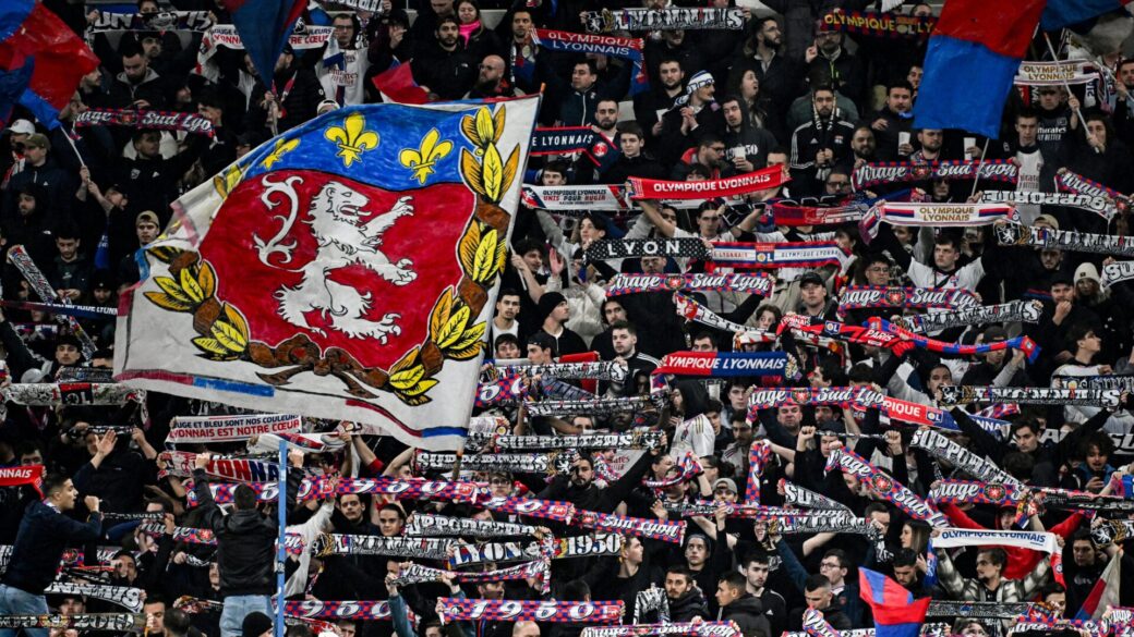 Écharpe olympique lyonnais | nous sommes l'olympique lyonnais | bleu