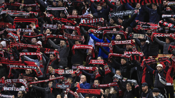 Les supporters de Nice lors d'un match de Ligue 1