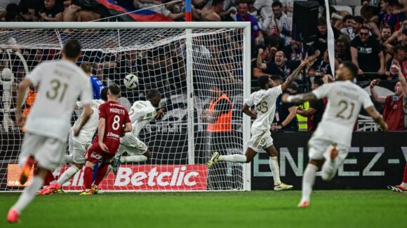 Ainsley Maitland-Niles a délivré l'OL contre Brest (4-3)