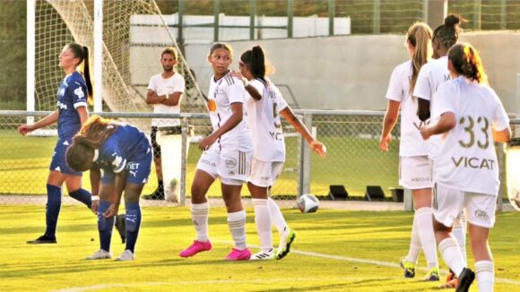 Maéline Mendy, buteuse avec l'OL en amical