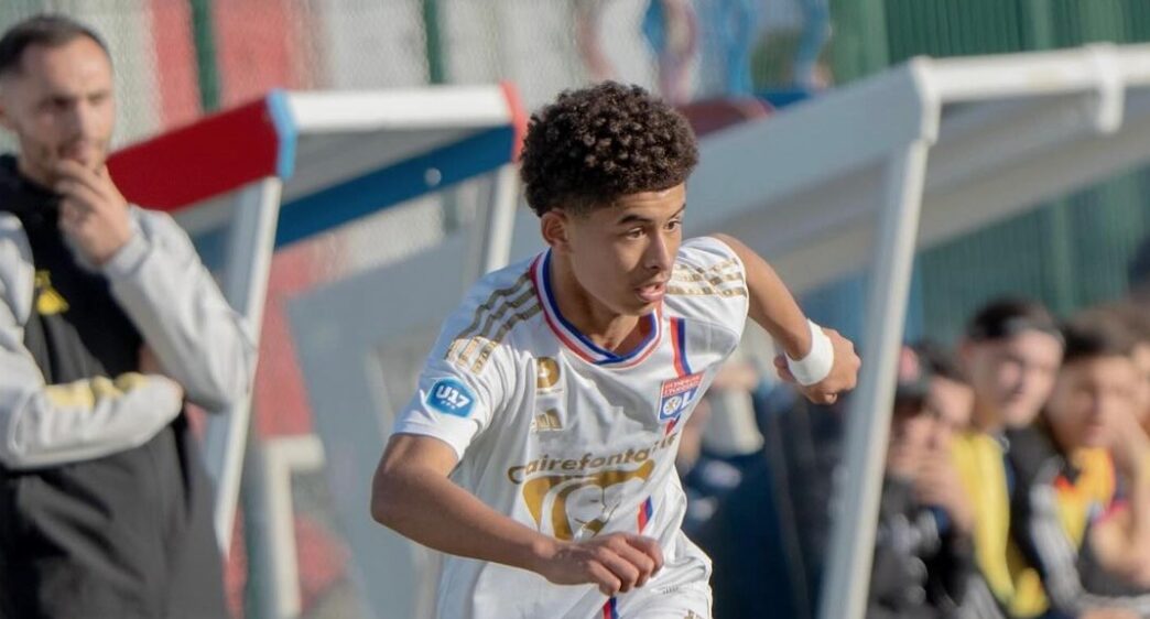 Adil Hamdani, attaquant des U17 de l'OL