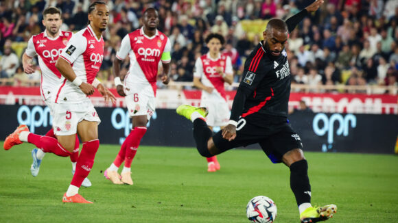 Alexandre Lacazette lors de Monaco - OL