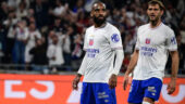 Alexandre Lacazette célèbre son 200e but avec l'OL.