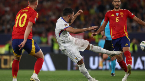 Rayan Cherki buteur avec les Bleus lors d'Espagne - France