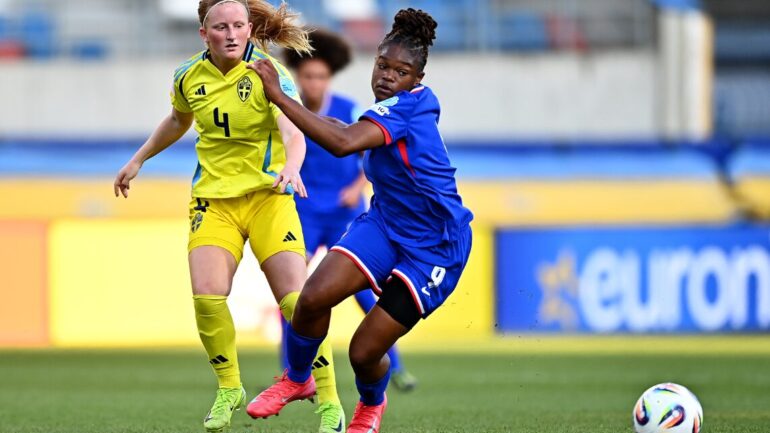 Liana Joseph avec l'équipe de France U19 à l'Euro
