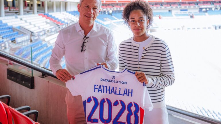 Maïssa Fathallah signe son premier contrat pro avec l'OL Lyonnes