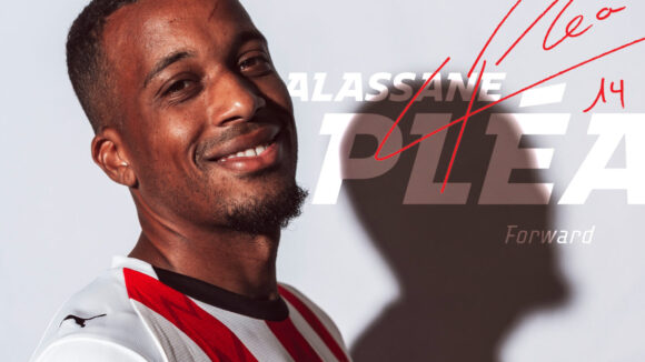 Alassane Pléa sous ses nouvelles couleurs du PSV.