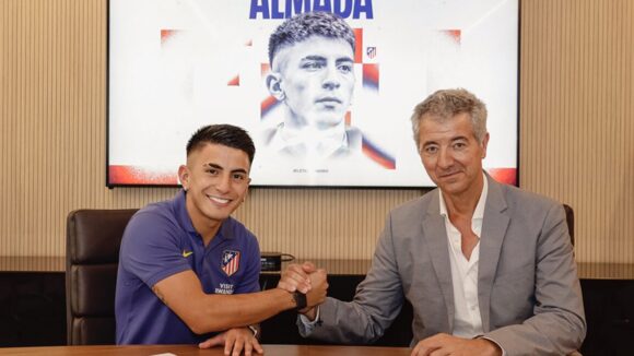 Thiago Almada a signé avec l'Atlético de Madrid