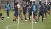 Les joueurs de l'OL à l'entraînement
