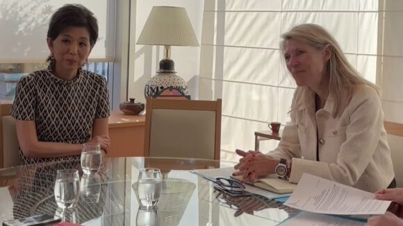 Michele Kang, présidente de l'OL et de l'OL Lyonnes, avec Marie Barsacq, ministre des Sports