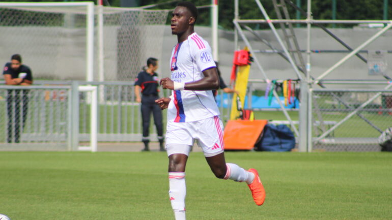 Moussa Niakhaté lors d'OL - RWDM Brussels