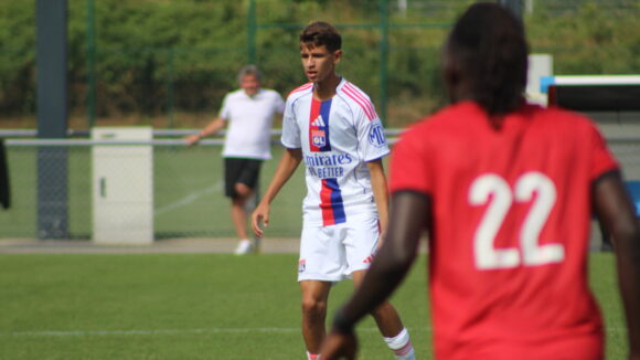 Khalis Merah lors d'OL - RWDM Brussels
