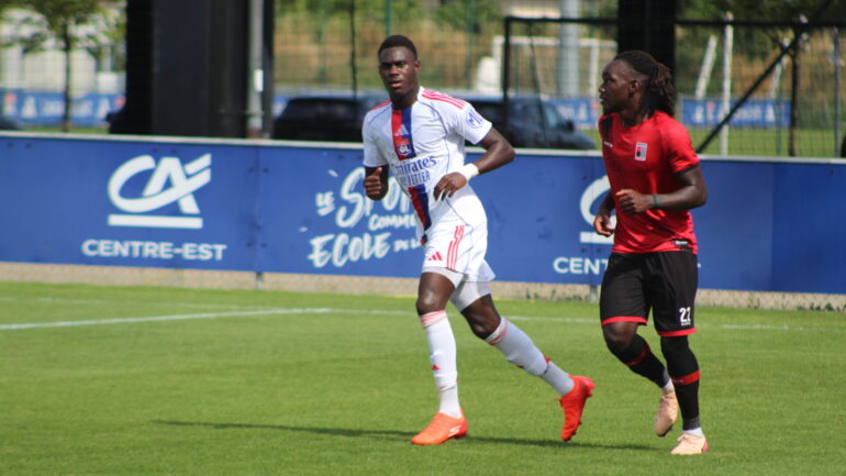 Moussa Niakhaté lors d'OL - RWDM Brussels