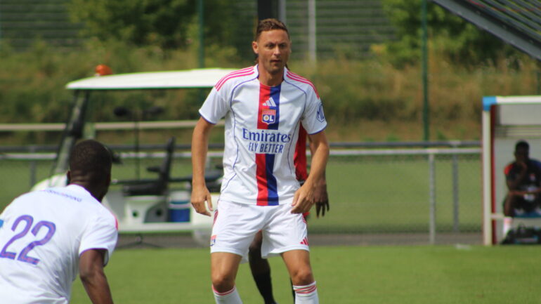 Nemanja Matic lors d'OL - RWDM Brussels