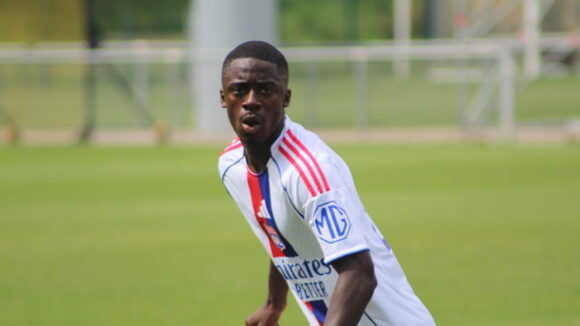 Sael Kumbedi lors d'OL - RWDM Brussels