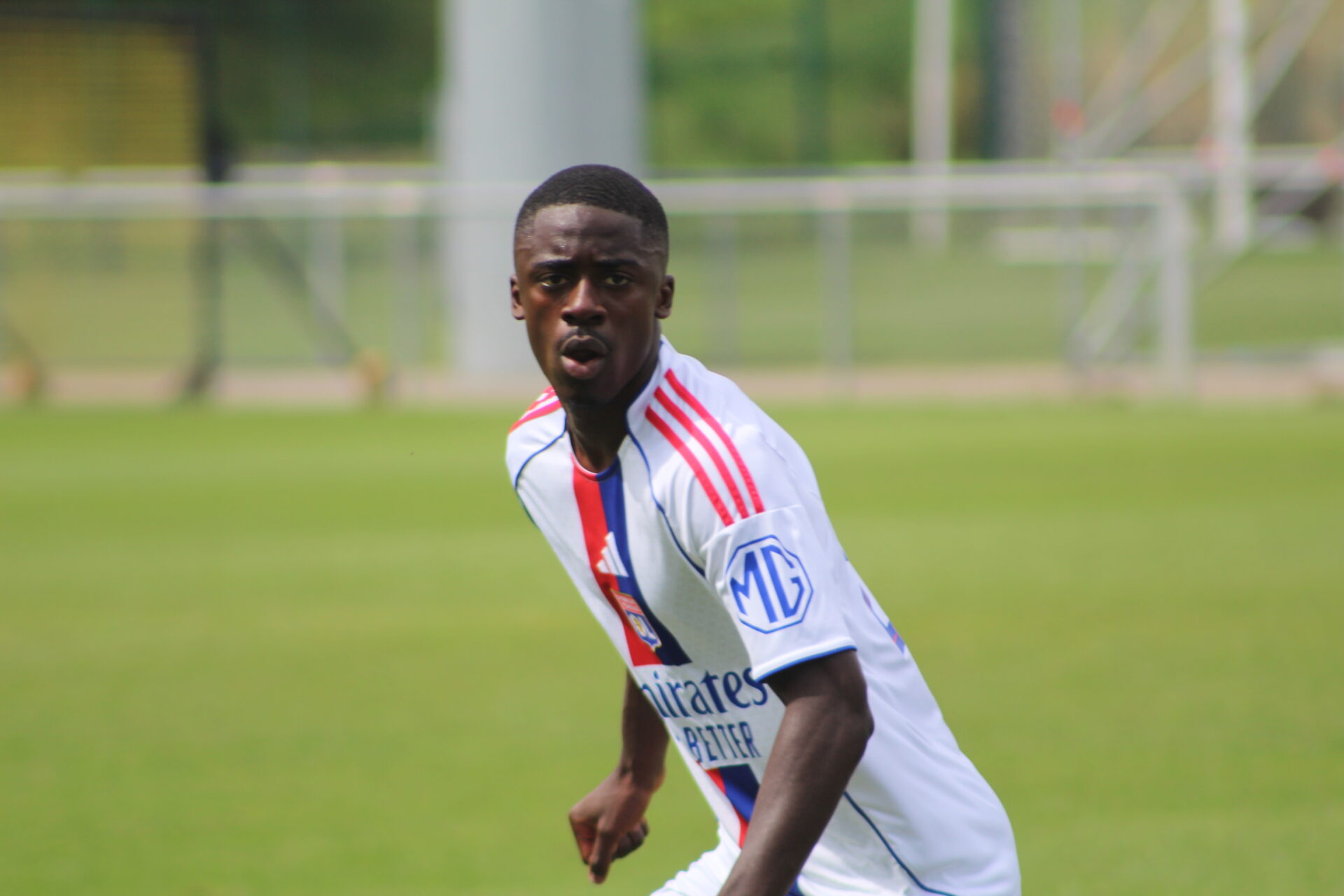 Commentaires sur Mercato : Marseille s'intéresserait à Saël Kumbedi (ex-OL) par brad