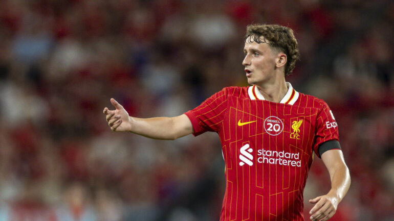 Tyler Morton avec Liverpool