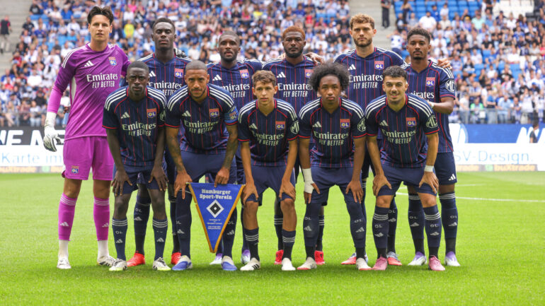 Les joueurs de l'OL contre Hambourg