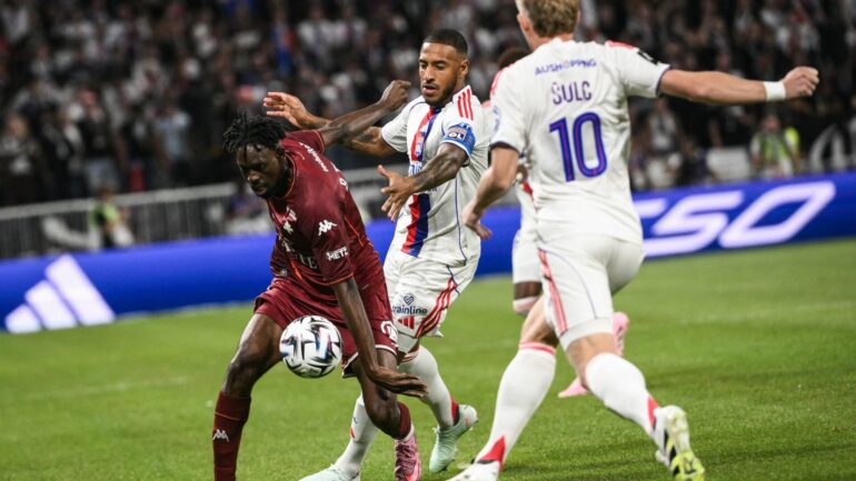 Corentin Tolisso lors d'OL - Metz